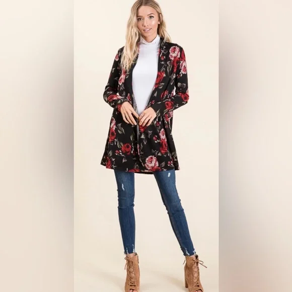 New black cardigan with red roses - Picture 2 of 3